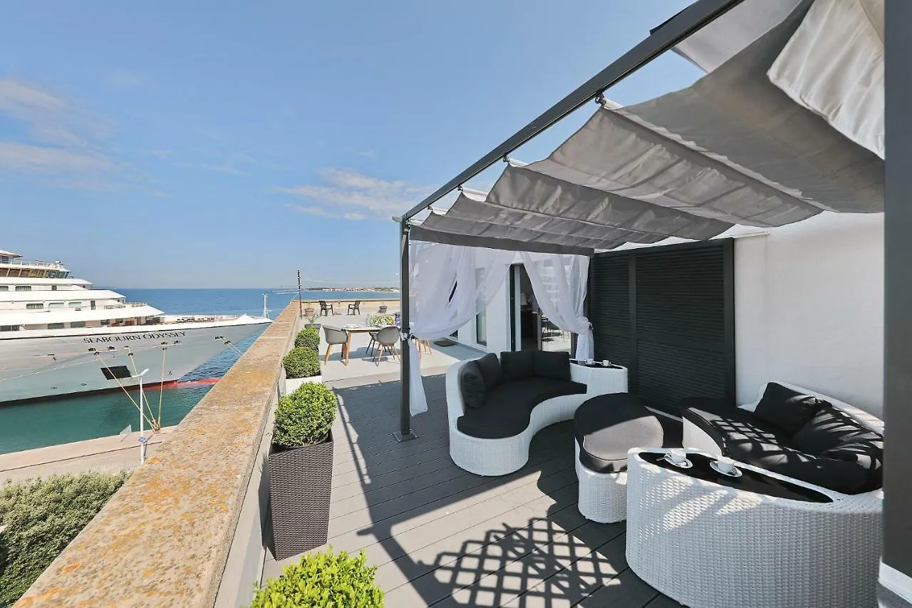 Stunning Sea View Apartment Zadar